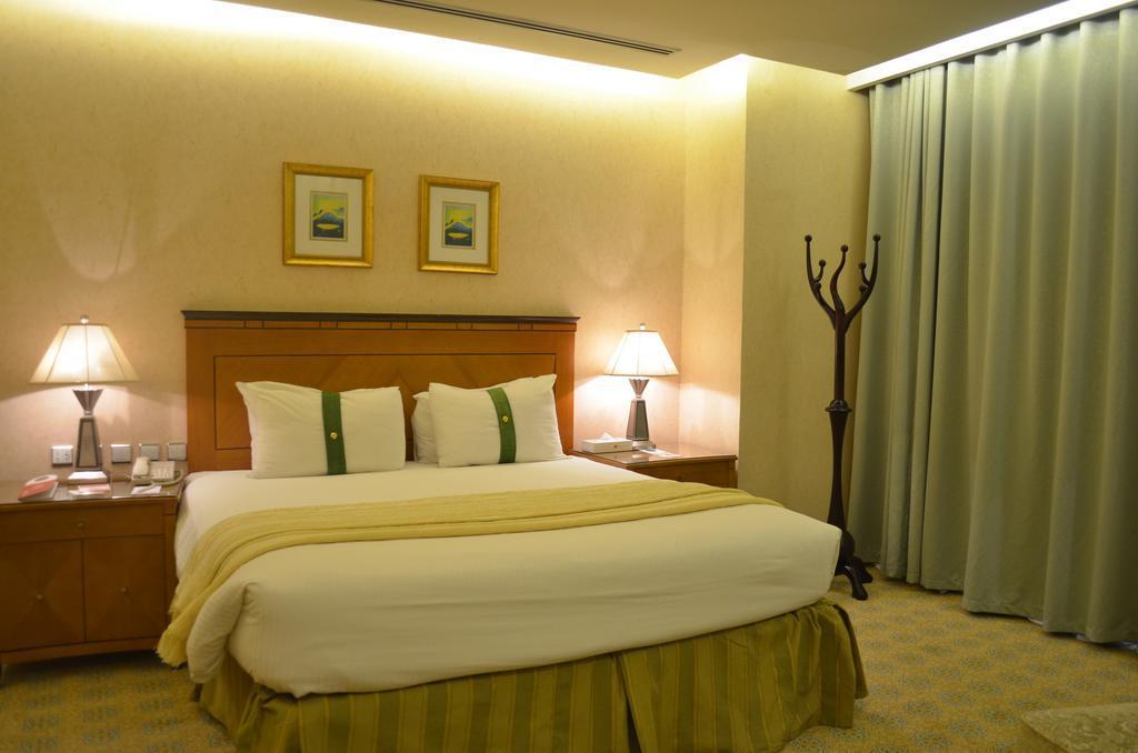 Eastyard Khobar Hotel - Formerly Ramada By Wyndham Khobar Ngoại thất bức ảnh