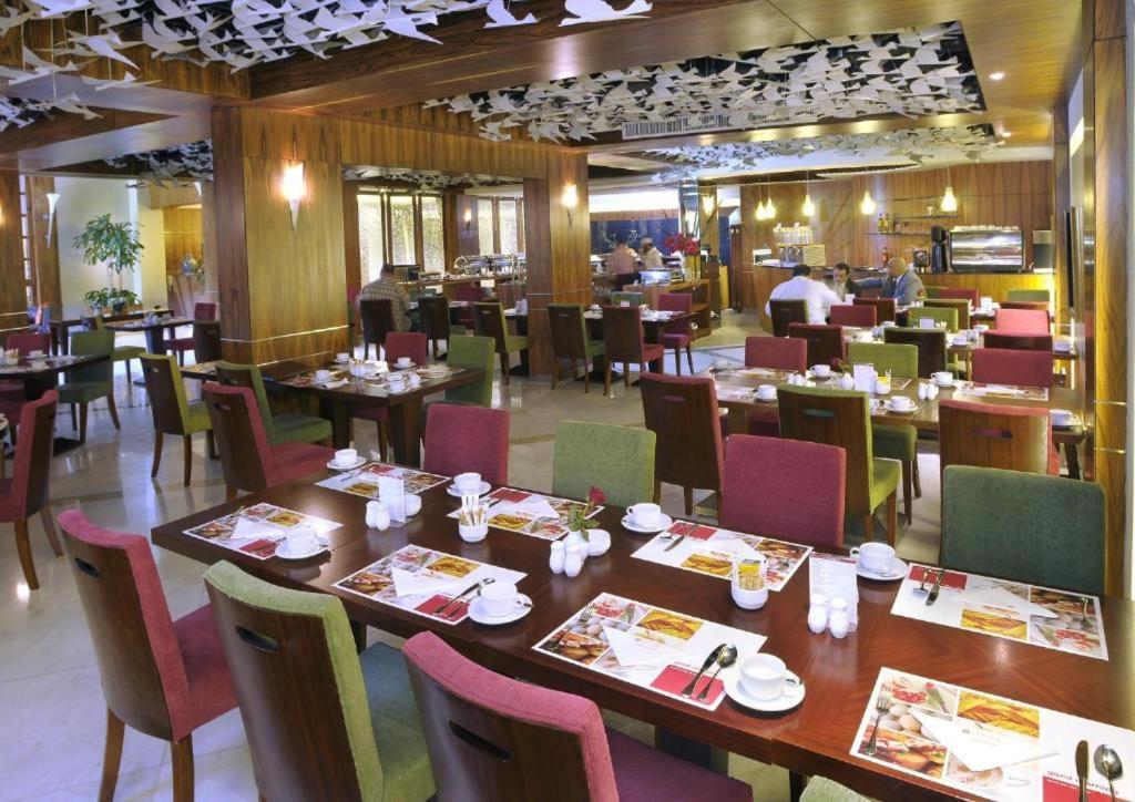 Eastyard Khobar Hotel - Formerly Ramada By Wyndham Khobar Ngoại thất bức ảnh