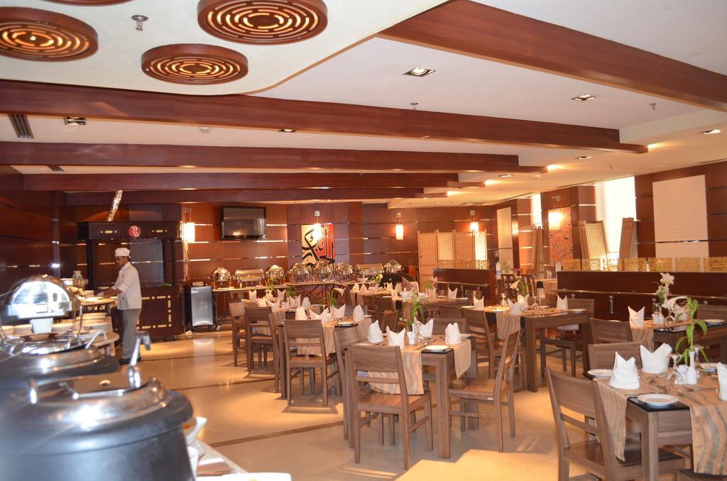 Eastyard Khobar Hotel - Formerly Ramada By Wyndham Khobar Ngoại thất bức ảnh