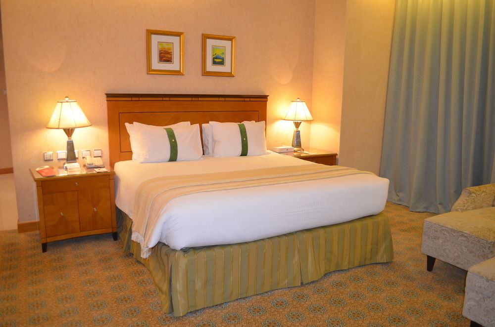 Eastyard Khobar Hotel - Formerly Ramada By Wyndham Khobar Ngoại thất bức ảnh