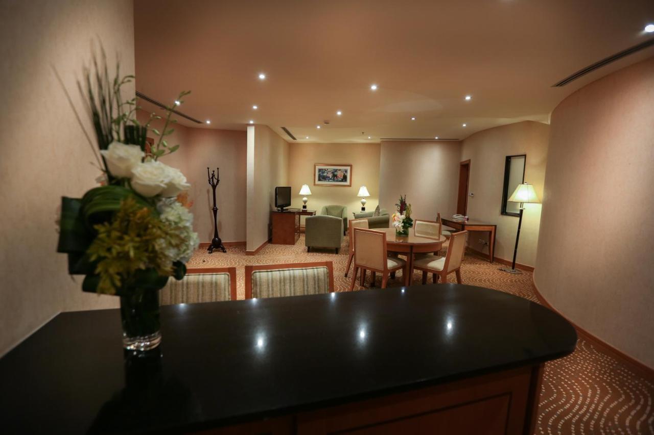 Eastyard Khobar Hotel - Formerly Ramada By Wyndham Khobar Ngoại thất bức ảnh